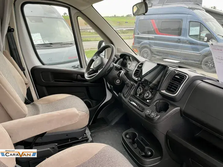 Fahrzeugbild Carado A 464 PRO ab 09/2026 mit 4 o.6 Sitzpl. #22