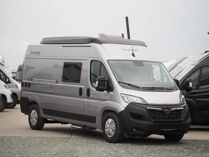 Fahrzeugbild Clever Celebration, 5. Platz, Aufstelldach, Truma D6 #2