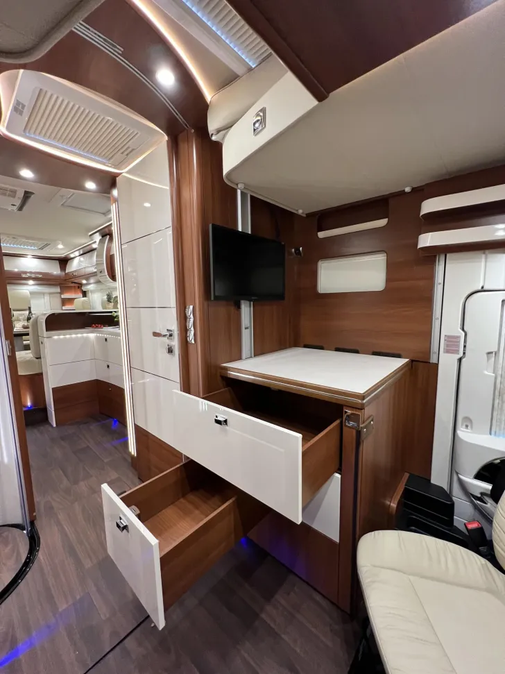 Fahrzeugbild Carthago liner-for-two I 53 Strategic Buy (205) #21