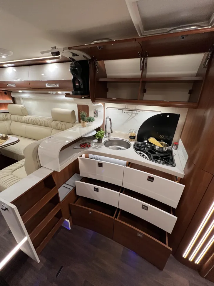 Fahrzeugbild Carthago liner-for-two I 53 Strategic Buy (205) #27