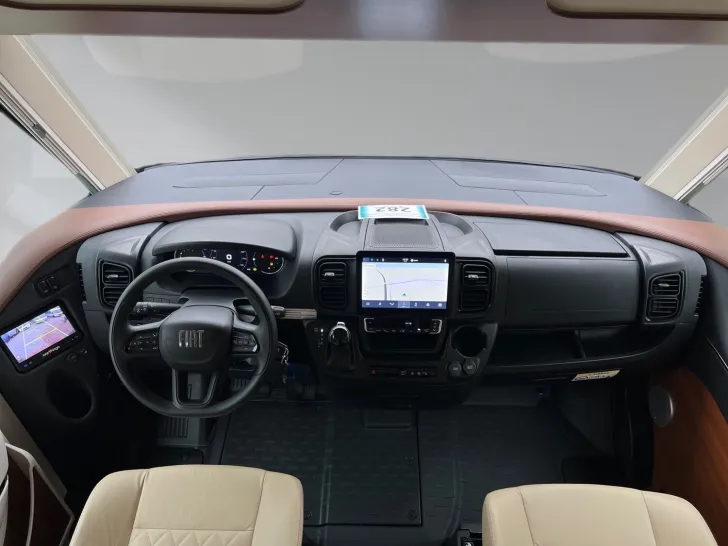 Fahrzeugbild Carthago liner-for-two I 53 Fiat (282) #12