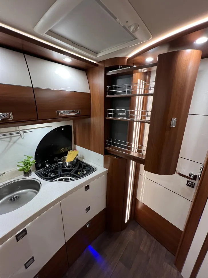 Fahrzeugbild Carthago liner-for-two I 53 Fiat (282) #27