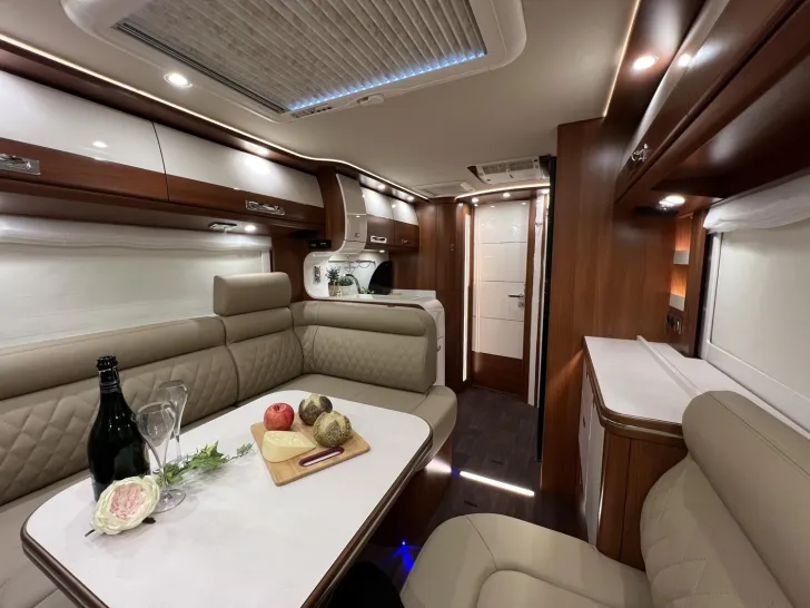 Fahrzeugbild Carthago liner-for-two I 53 Fiat (282) #36