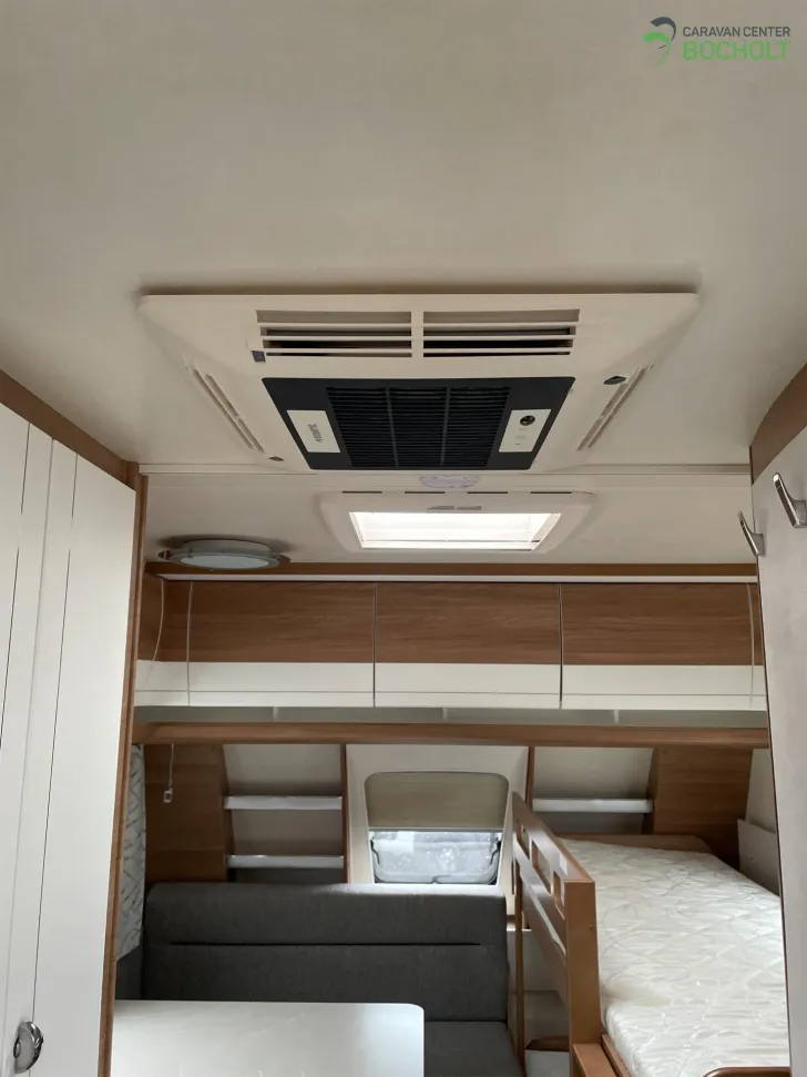 Fahrzeugbild Hobby De Luxe 515 UHK mit Hubbett 2000 kg / Mover / Dachklimaanlage / SAT #14