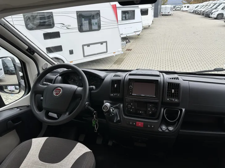 Fahrzeugbild Dethleffs Trend T 6717 Hubbett #9