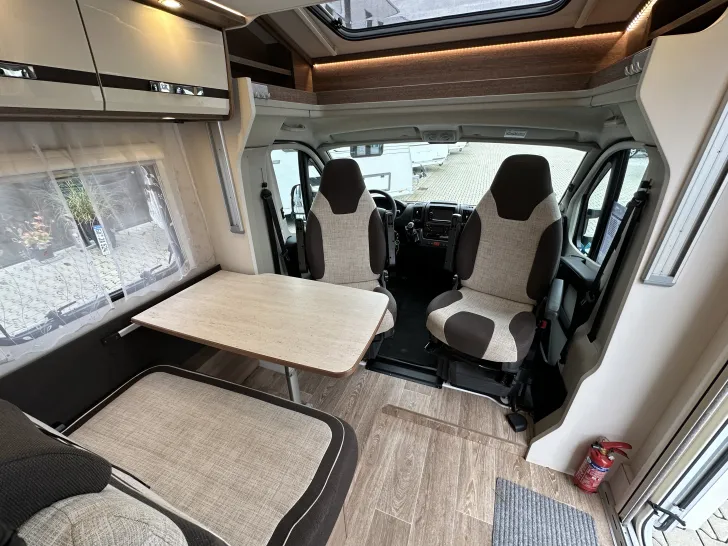 Fahrzeugbild Dethleffs Trend T 6717 Hubbett #6