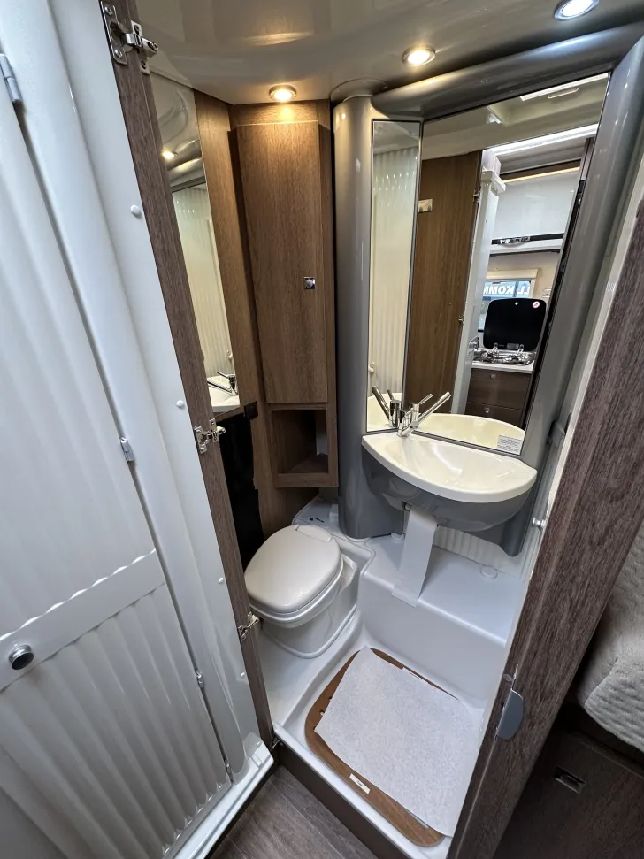 Fahrzeugbild Dethleffs Trend T 6717 Hubbett #15