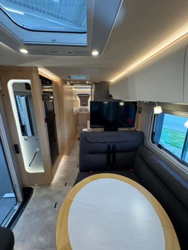 Fahrzeugbild Hymer B-Klasse ML B-ML I 780 BlackLine Kein Hubbett, Dachklima #9