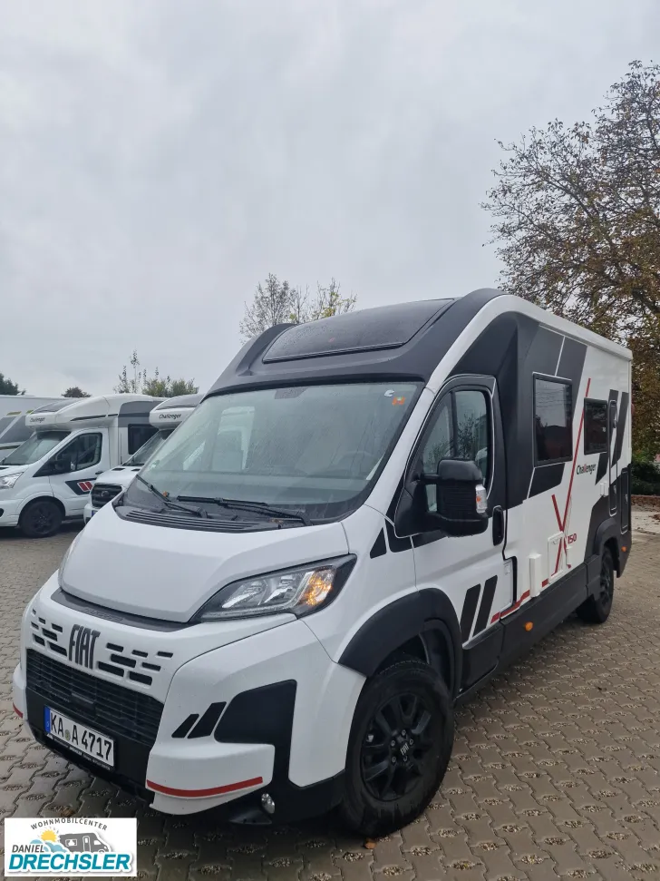 Fahrzeugbild Challenger X150 Open Edition #1