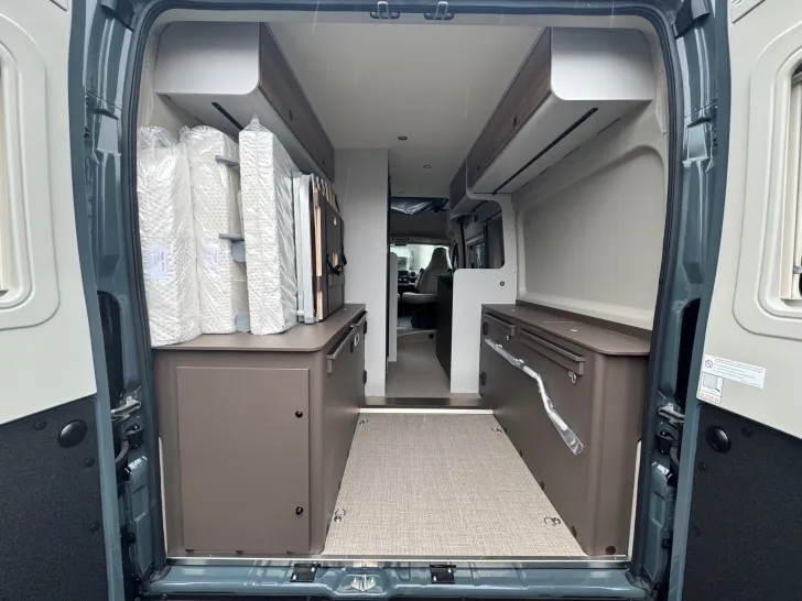 Fahrzeugbild Bürstner B66 600 C #18