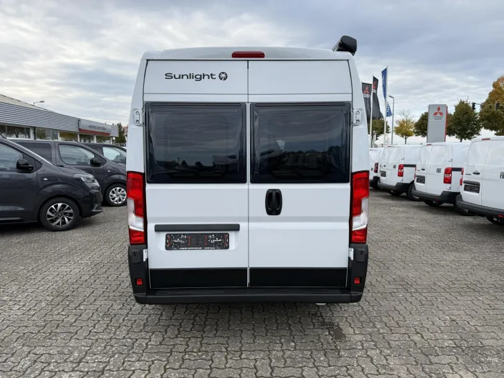 Fahrzeugbild Sunlight Cliff 600 Peugeot #22