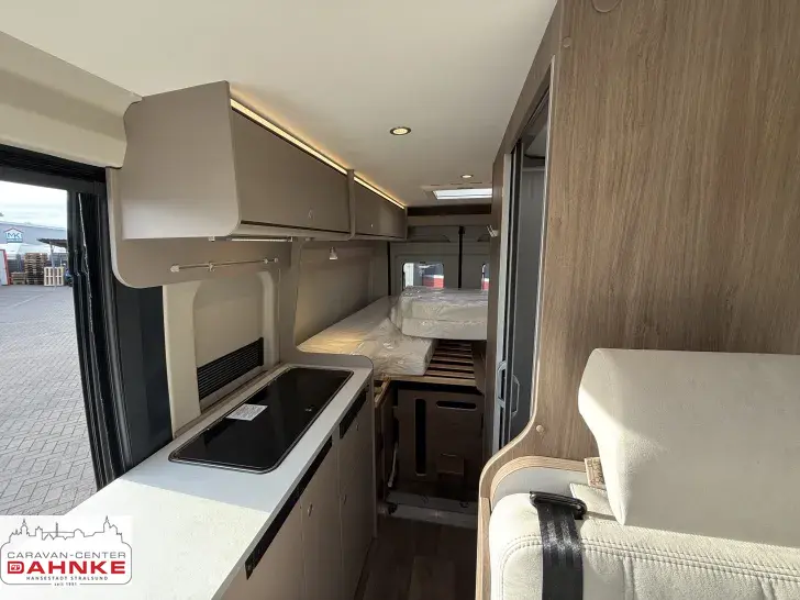 Fahrzeugbild Carado CV 640 PRO+ Dieselheizung, Solar #9