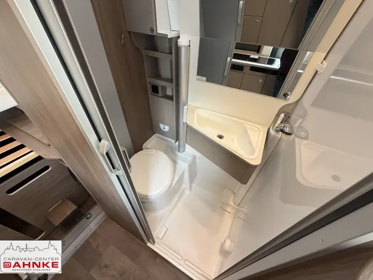 Fahrzeugbild Carado CV 640 PRO+ Dieselheizung, Solar #11