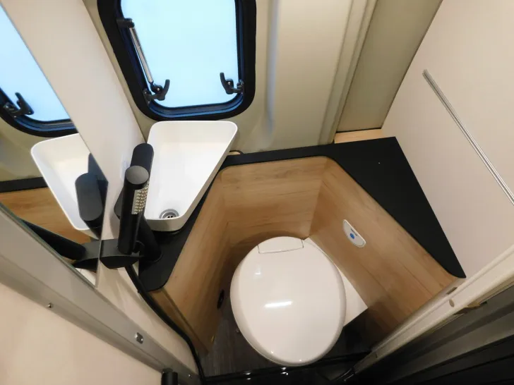 Fahrzeugbild Dethleffs Globetrail 600 ER Fiat ab sofort verfügbar #20