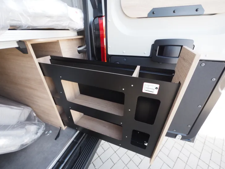 Fahrzeugbild Dethleffs Globetrail 640 ES, Chassis & Elektro & Komfort #5