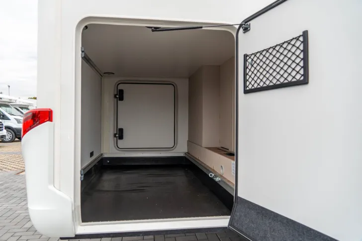 Fahrzeugbild Hymer Exsis-i 580 *Wechselr.*Lithium*Luftfed.*SAT*TV* #8