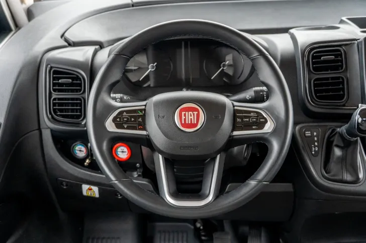 Fahrzeugbild Hymer Exsis-i 580 *Wechselr.*Lithium*Luftfed.*SAT*TV* #12