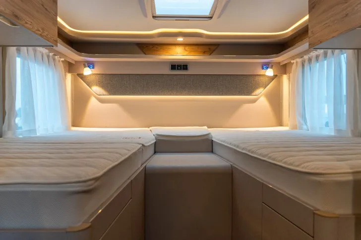 Fahrzeugbild Hymer Exsis-i 580 *Wechselr.*Lithium*Luftfed.*SAT*TV* #17