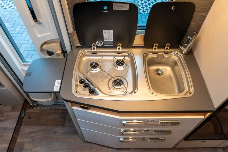 Fahrzeugbild Hymer Exsis-i 580 *Wechselr.*Lithium*Luftfed.*SAT*TV* #20