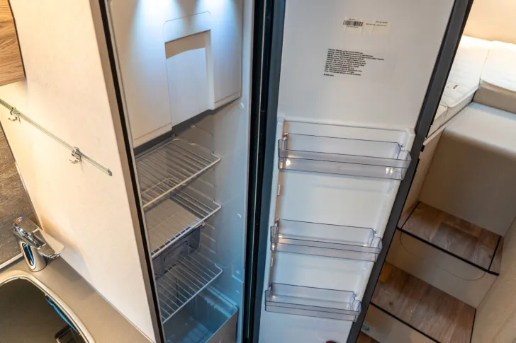 Fahrzeugbild Hymer Exsis-i 580 *Wechselr.*Lithium*Luftfed.*SAT*TV* #21