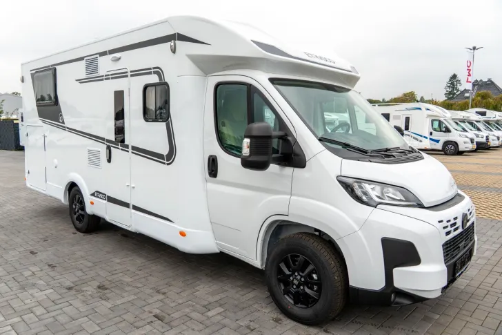 Fahrzeugbild Etrusco T 7400 SBC *2025*Einzelbetten*Komf.-Paket*Solar* #1