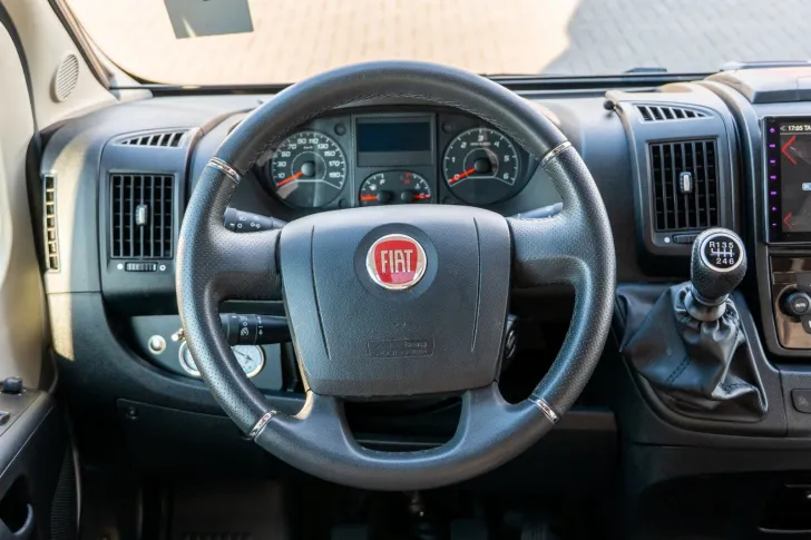 Fahrzeugbild Laika Kosmo 509 *2xKlima*Wechselrichter* SAT*TV*Navi* #7