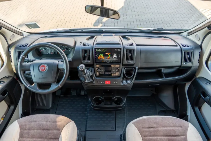 Fahrzeugbild Laika Kosmo 509 *2xKlima*Wechselrichter* SAT*TV*Navi* #8