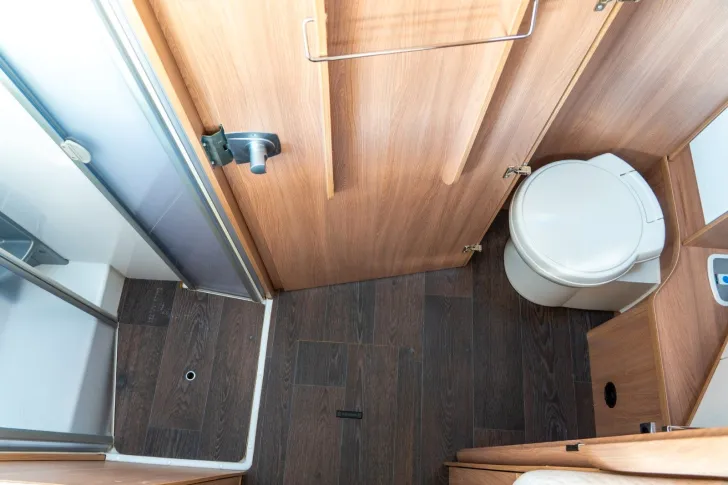 Fahrzeugbild Laika Kosmo 509 *2xKlima*Wechselrichter* SAT*TV*Navi* #18