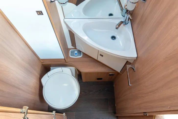 Fahrzeugbild Laika Kosmo 509 *2xKlima*Wechselrichter* SAT*TV*Navi* #19