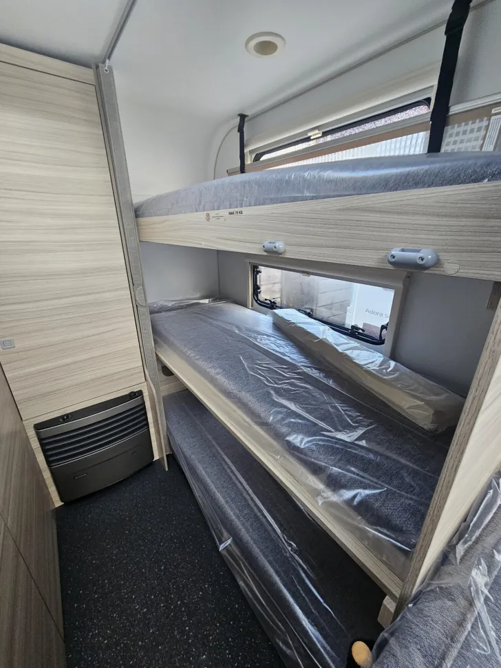 Fahrzeugbild Adria Altea 552 PK 60 Y JahreSondermodell|3Stockbetten #9