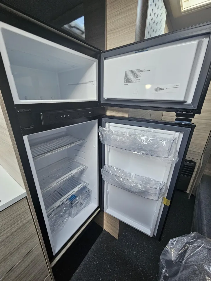 Fahrzeugbild Adria Altea 552 PK 60 Y JahreSondermodell|3Stockbetten #14