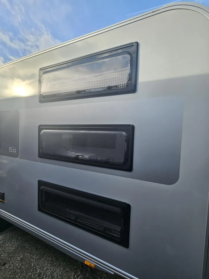 Fahrzeugbild Adria Altea 552 PK 60 Y JahreSondermodell|3Stockbetten #23