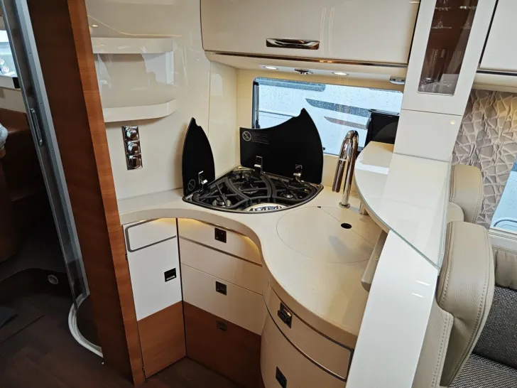 Fahrzeugbild Carthago chic c-line I 5.0 QB L ! Sie sparen 26.240,- ! #13