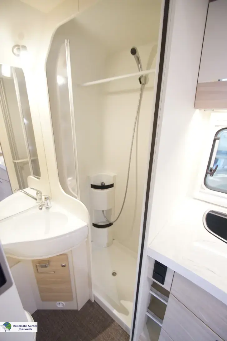 Fahrzeugbild Eura Mobil Activa One 630 LS SOFORT VERFÜGBAR #15