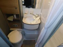 Fahrzeugbild Dethleffs Just Camp T 6812 EB 8G-Automatik, Hubbett #13