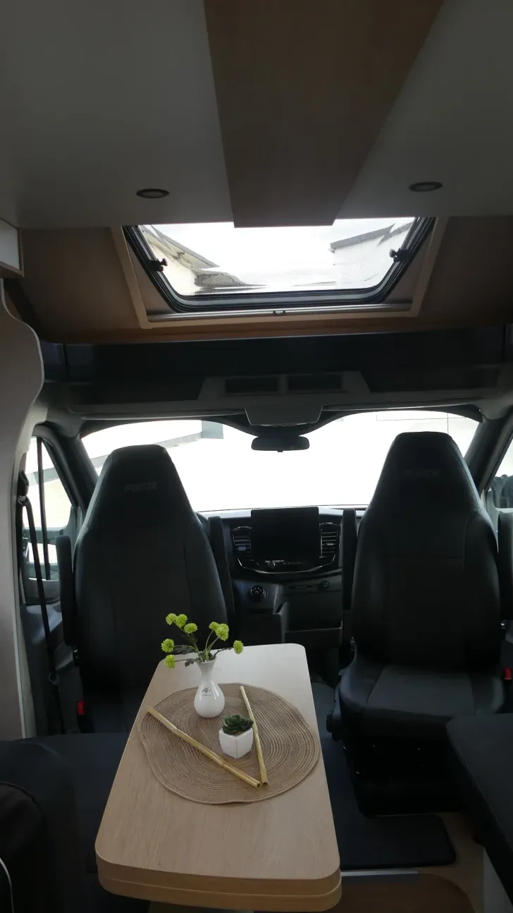 Fahrzeugbild Pilote Atlas A690GJ #7