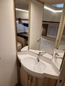 Fahrzeugbild Hobby De Luxe 400 SFe - Modell 2026 #12