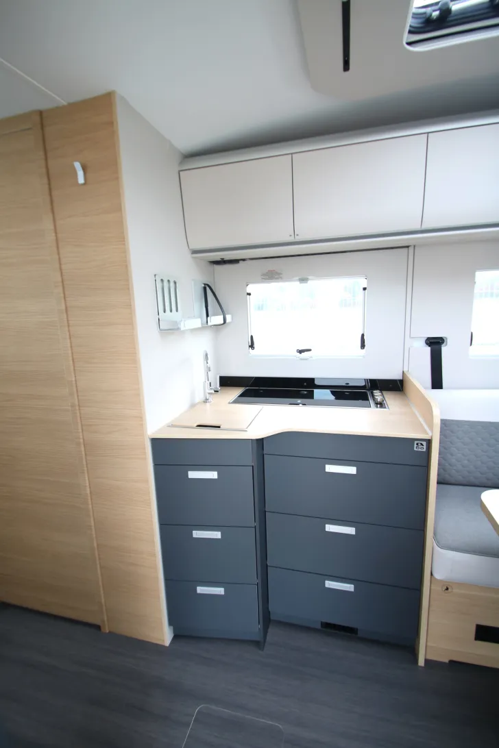 Fahrzeugbild Adria Coral 670 DL 60 Years #11