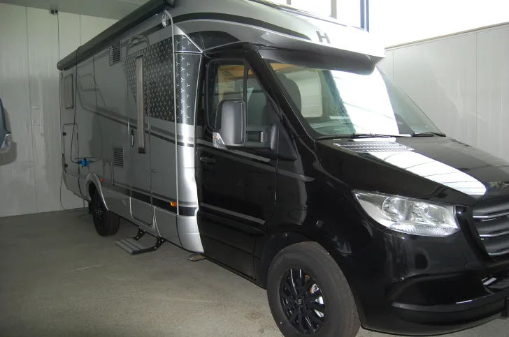 Fahrzeugbild Hymer B-Klasse MC T 680 Black Line #1