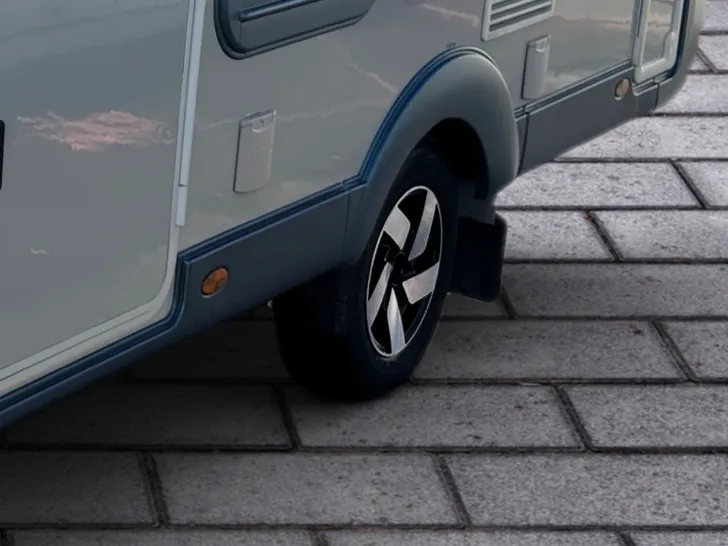 Fahrzeugbild Adria Action 391 PH #6