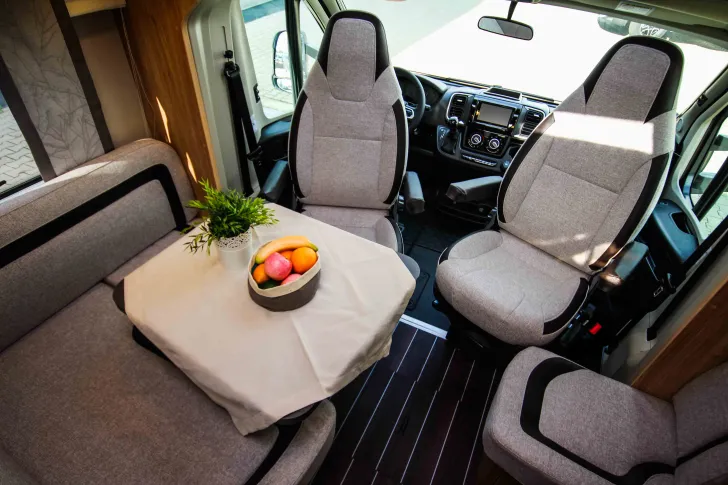 Fahrzeugbild Knaus Sky TI 650 MEG IC-Line Automatik|S7-Fenster|Markise #5