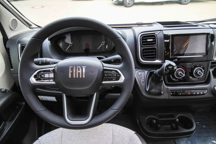 Fahrzeugbild Knaus Sky TI 650 MEG IC-Line Automatik|S7-Fenster|Markise #13