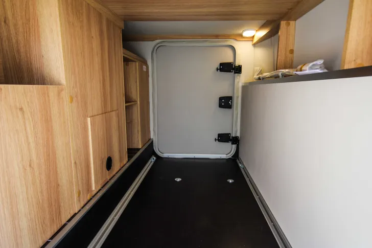 Fahrzeugbild Knaus Sky TI 650 MEG IC-Line Automatik|S7-Fenster|Markise #14