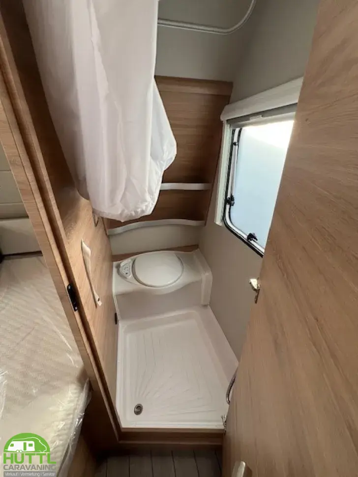 Fahrzeugbild Knaus Südwind 450 FU Black Selection #5