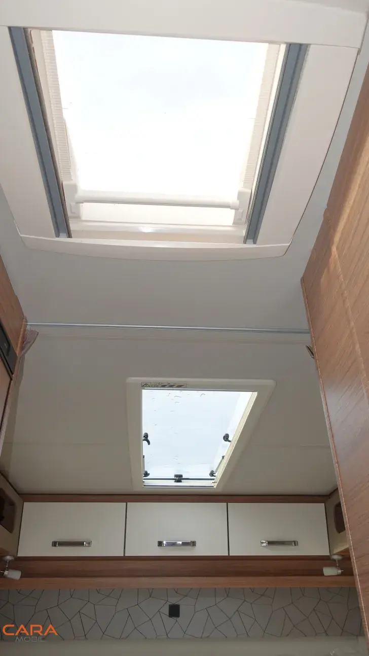 Fahrzeugbild Weinsberg CaraCompact 640 MEG EDITION [PEPPER] Sofort verfügbar #21