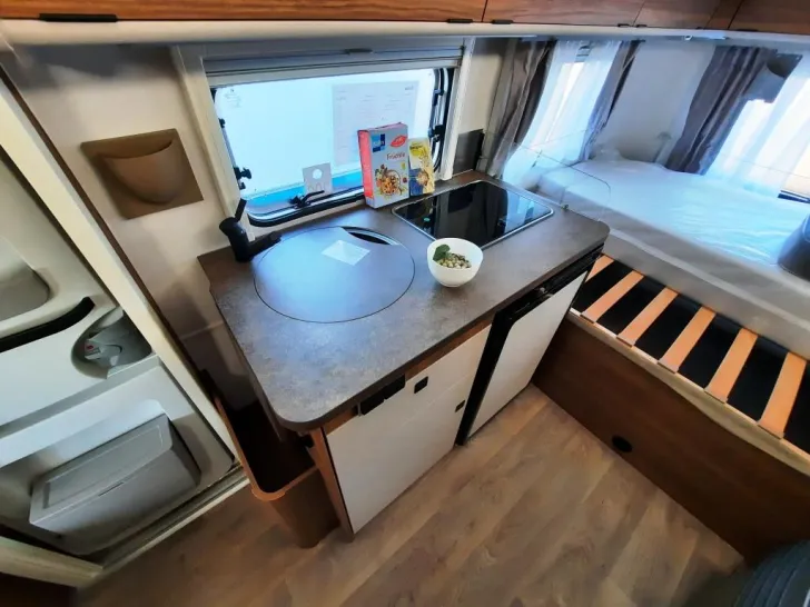 Fahrzeugbild Hymer Eriba Touring 530 Verfüg./Sparen Sie 8.100,- € #13