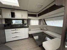 Fahrzeugbild Hobby Prestige 720 KWFU #6