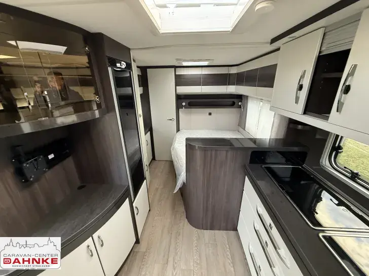 Fahrzeugbild Hobby Prestige 720 KWFU Mod. 26! Fußbodenheizg. #8