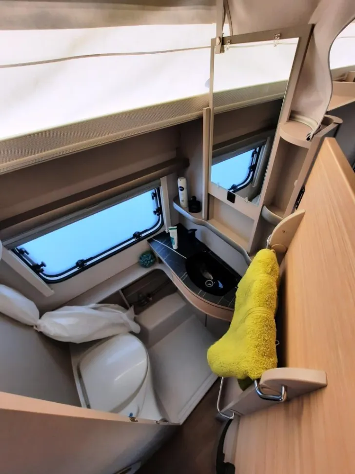 Fahrzeugbild Hymer Eriba Touring 560 Verfüg./Sparen Sie 10.635,- € #16