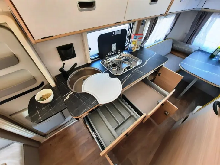 Fahrzeugbild Hymer Eriba Touring 560 Verfüg./Sparen Sie 10.635,- € #14